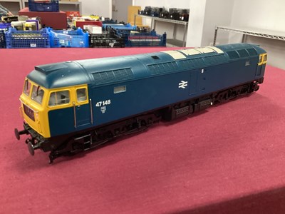 Lot 693 - A Bachmann DCC fitted OO gauge Class 47...