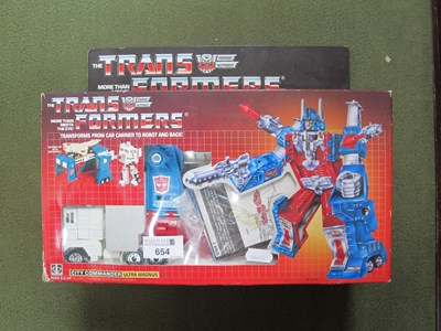 Lot 654 - A boxed circa 1980's Hasbro #5795 G1...