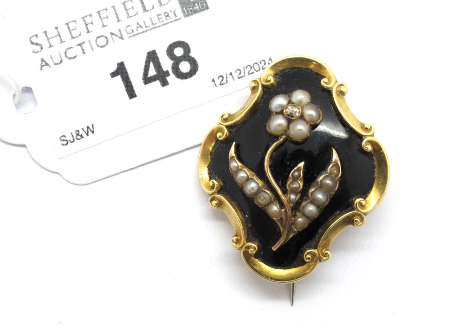 Lot 148 - A Victorian Diamond and Seed Pearl Set...