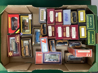 Lot 15 - Approximately Twenty Four Boxed OO Gauge...