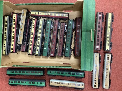 Lot 53 - Twenty Two OO Gauge British Coaches by Hornby,...