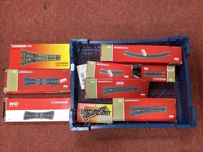 Lot 65 - A Quantity of Fleischmann HO Scale Track,...