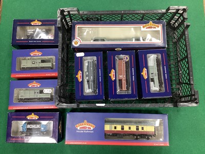 Lot 77 - A Quantity of Bachmann OO Gauge British...