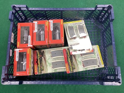 Lot 89 - Nine Boxed N Gauge Lineside Accessories by...