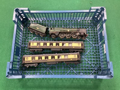 Lot 93 - A Hornby OO Gauge Merchant Navy 4-6-2...