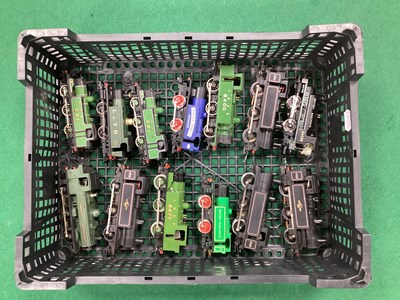 Lot 98 - Thirteen OO Gauge Tank Engines in various...