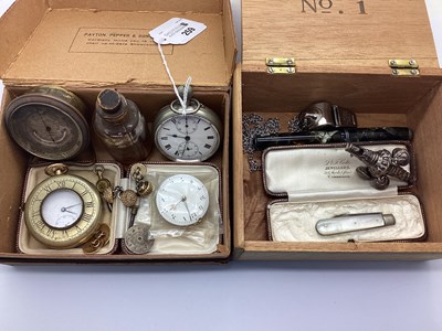 Lot 259 - An Assortment of Vintage and Later Items, to...