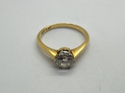 Lot 134 - A Single Stone Diamond Ring, the round...