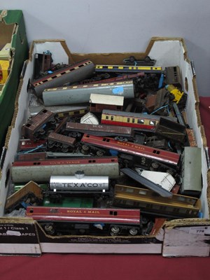 Lot 778 - Approximately Fifty Model Railway Rolling...