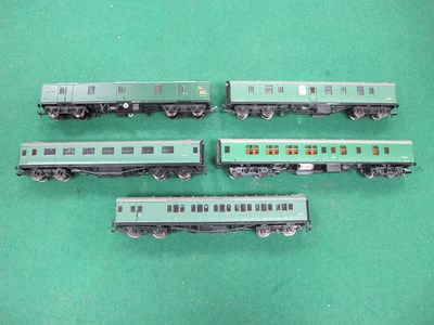 Lot 163 - Five OO Gauge Coaches by Bachmann and Hornby...