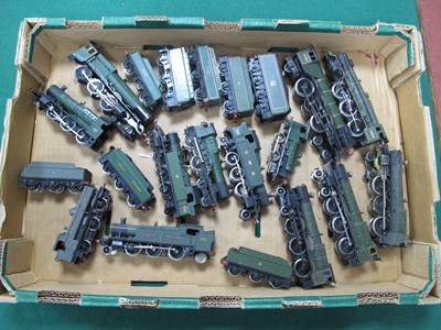 Lot 198 - Thirteen OO Gauge Locomotives, assorted makers,...