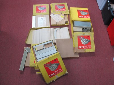 Lot 211 - A Quantity of Boxed Trix Twin Many Ways...