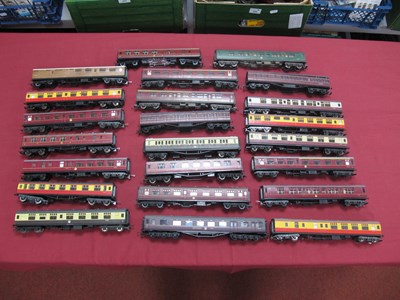 Lot 301 - Twenty Three OO Gauge Coaches by Hornby, Dapol...