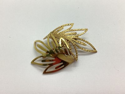 Lot 156 - A 9ct Gold Abstract Foliage Brooch, of...