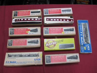 Lot 338 - Nine Boxed OO Gauge / 4mm Coach Kits by MAJ,...