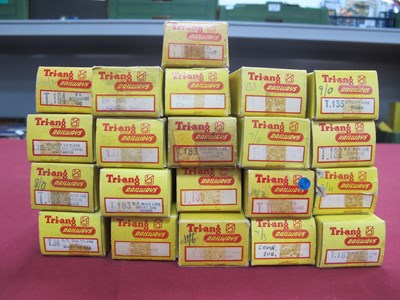 Lot 354 - Approximately Twenty Boxed Triang TT Coaches...