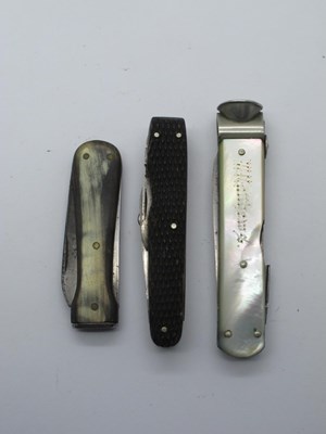 Lot 179 - Watts of Sheffield, scales, two blades, cigar...