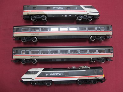 Lot 379 - Hornby OO Gauge Inter City 225 Train including...