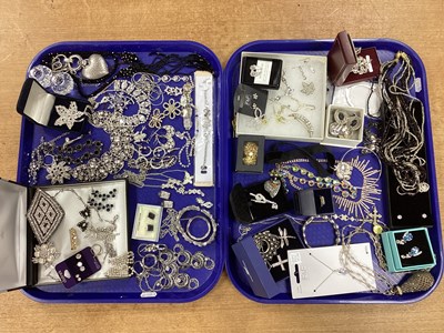 Lot 165 - An Assortment of Modern Costume Jewellery, to...