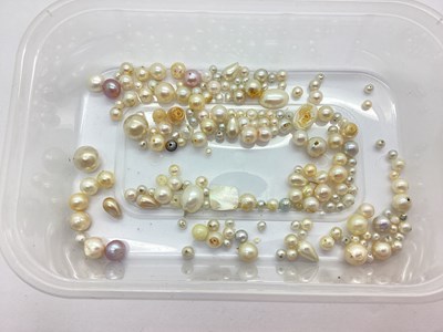 Lot 109 - A Collection of Loose Beads, including...