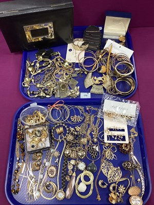 Lot 179 - An Assortment of Modern Costume Jewellery :-...