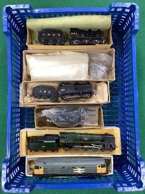 Lot 479 - Seven Triang and kit-built TT gauge...