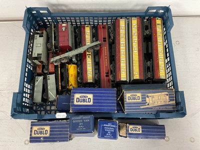 Lot 552 - Approximately Twenty-two items of Hornby Dublo...