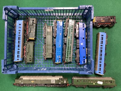 Lot 490 - Eight OO Gauge Diesel and Electric Locomotives...