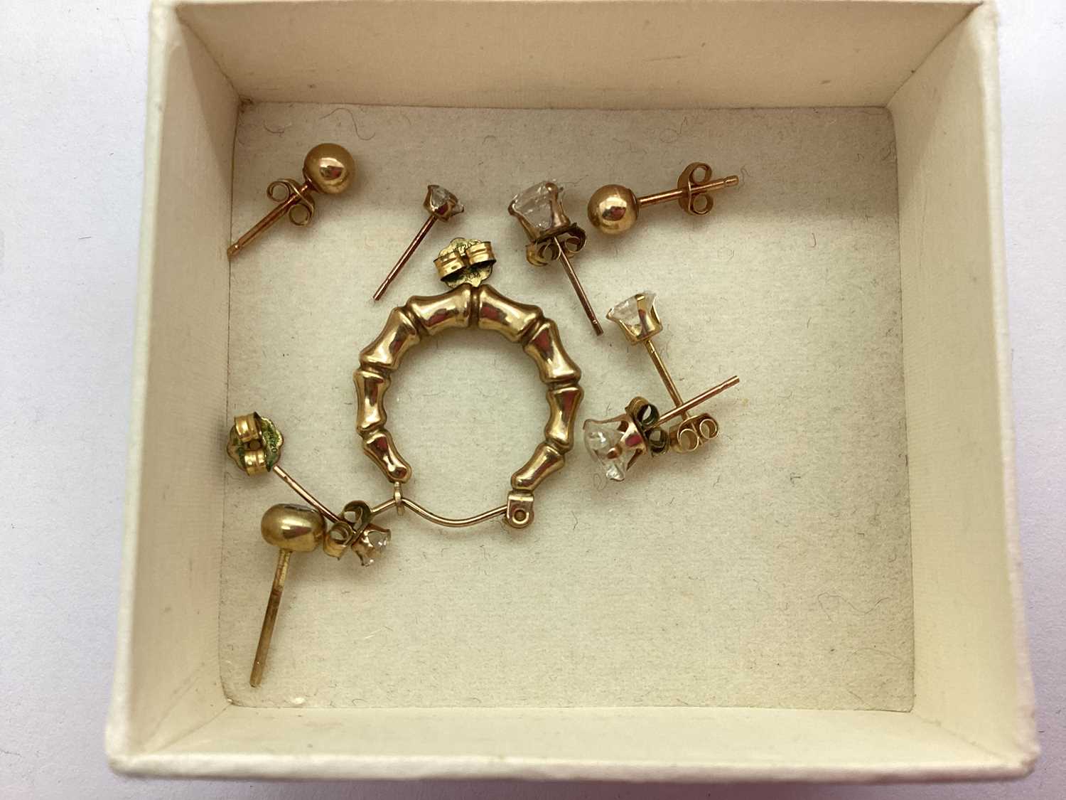 Lot 56 - Assorted Dainty Earrings, to include a pair of...