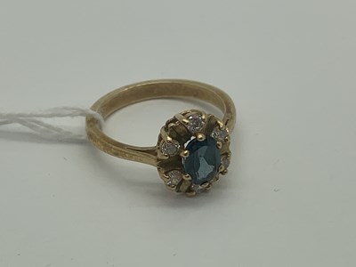 Lot 501 - A 9ct Gold Cluster Dress Ring, oval claw set...