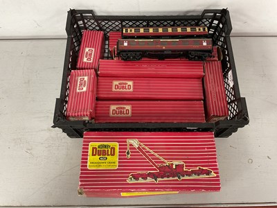 Lot 575 - Eleven items of Hornby Dublo 2-rail 00 gauge...