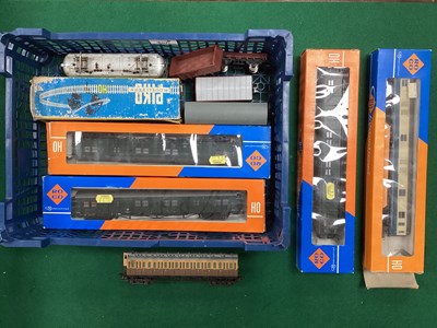 Lot 507 - An HO gauge Swiss Bo-Bo Electric locomotive...