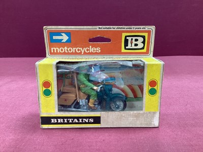 Lot 645 - Britains Motorcycles No 9682 - US Army...