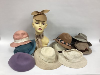 Lot 1400 - A Collection of Ladies Vintage Hats, c.1950's -...