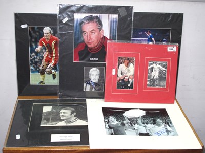 Lot 1368 - Football Autographs - Stuart Pearson, Terry...