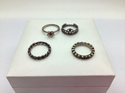 Lot 82A - Pandora; Assorted 925 Rings, to include Daisy...