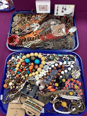 Lot 170 - An Assortment of Modern Costume Jewellery, in...