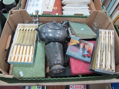 Lot 1121 - Cutlery, stainless mirror polished knives,...