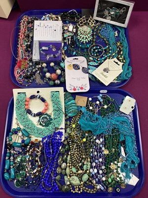 Lot 167 - An Assortment of Modern Costume Jewellery, in...