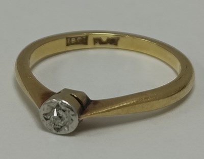 Lot 36 - A Dainty Illusion Set Single Stone Diamond...