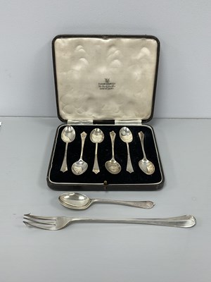 Lot 5 - A Set of Six Hallmarked Silver Demitasse...