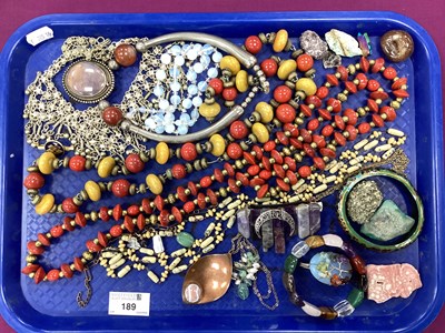 Lot 189 - A Collection of Vintage and Later Jewellery,...