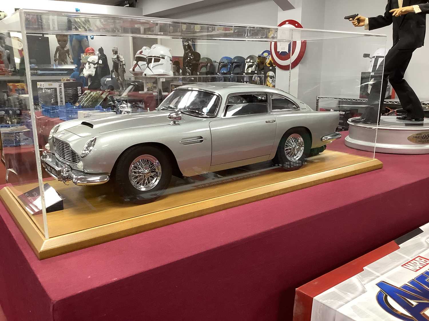 Lot 504 - A 1:8th Scale Diecast Model James Bond 007...