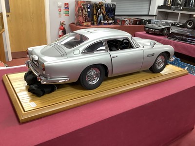 Lot 504 - A 1:8th Scale Diecast Model James Bond 007...