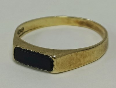 Lot 54 - A Modern 9ct Gold Signet Style Ring, a...