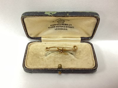 Lot 62 - An Edwardian Style Seed Pearl Set Swallow...