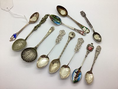 Lot 29 - Pair of Chinese Teaspoons, (stamped marks); Th....