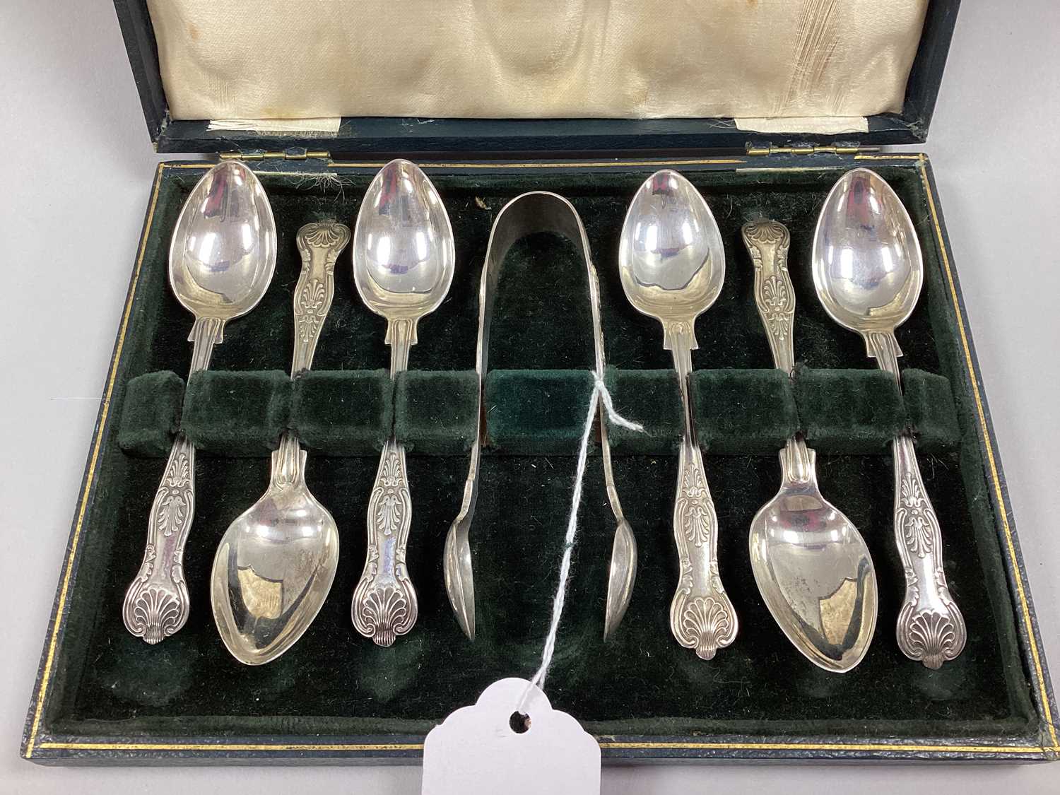 Lot 28 - A Set of Six Hallmarked Silver Kings Pattern