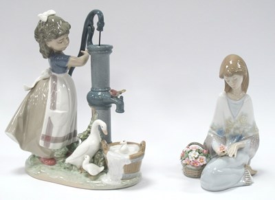 Lot 1225 - Lladro Figurines 'Summer On The Farm' 5285...