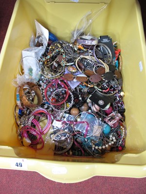 Lot 49 - A Mixed Lot of Assorted Costume Jewellery,...